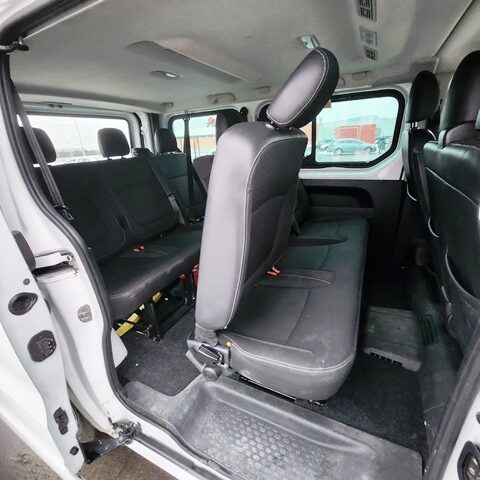 OPEL VIVARO7