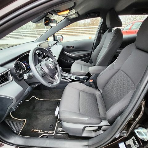 COROLLA B4