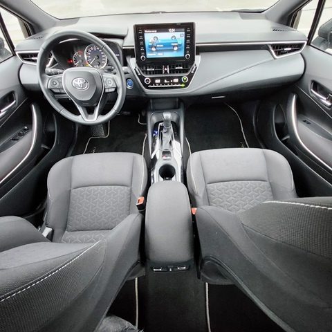 COROLLA B8