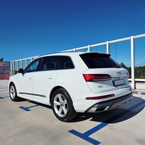 AUDI3