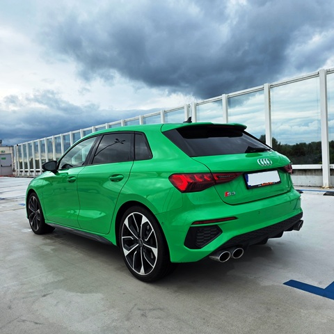 AUDI3