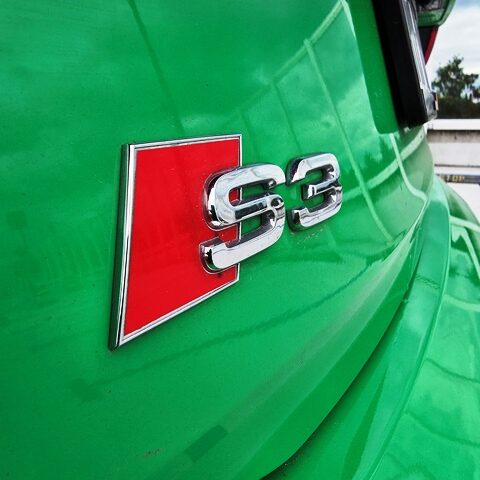 AUDI4